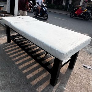 Giường Spa Nệm Trắng Chân Xám Cũ (Nhiều Size)