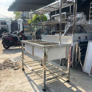 Hệ Bồn Rửa Inox 1m2 Kèm Kệ Mới 99%