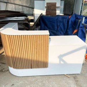 Quầy Lễ Tân 1m76 Bo Cong Cũ