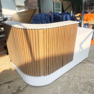 Quầy Lễ Tân 1m76 Bo Cong Cũ