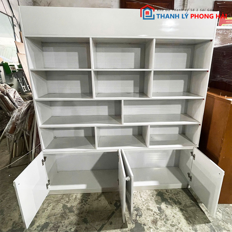 tu-trung-bay-nhua-1m6-co-led-cu-4 Tủ Trưng Bày Nhựa 1m6 Có Led Cũ