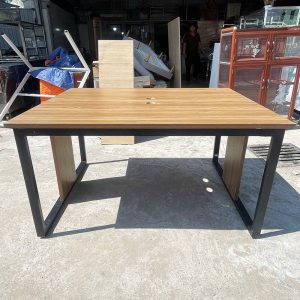 Bàn Họp Cũ Mặt Gỗ 1m4 Chân Sắt Cũ