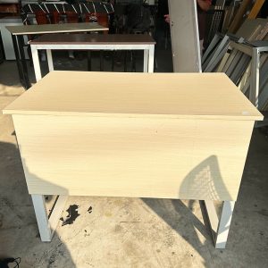 Bàn Làm Việc 1m Có Bửng Chân Sắt Mặt Gỗ Cũ