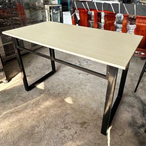 Bàn Làm Việc Chân Chữ U 1m2 Mặt Sáng Cũ