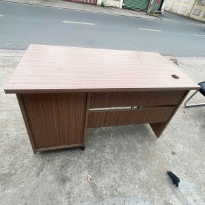 Bàn Làm Việc Gỗ MDF Kèm Hộc Tủ 1m2 Cũ