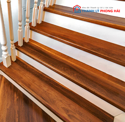 cau-thang-go-ven-ven Gỗ Vên Vên Là Gì? Phân Loại & Đặc Điểm Nhận Biết