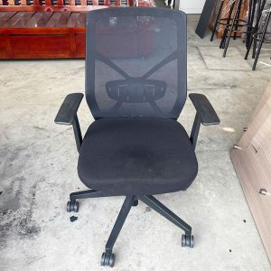 Ghế Tay Chữ T Lưng Lưới Thấp Cũ