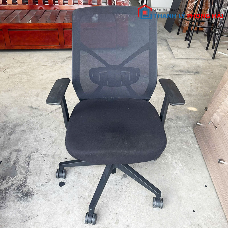 ghe-tay-chu-t-lung-luoi-thap-cu-3 Ghế Tay Chữ T Lưng Lưới Thấp Cũ