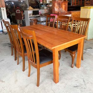 Bộ Bàn Ăn Gỗ 1m8 Kèm 6 Ghế Đệm Mới 99%