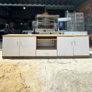 Kệ Tivi 1m7 Nhiều Ngăn 4 Cánh Cũ