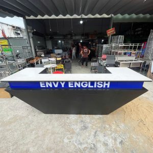 Quầy Lễ Tân 2m5 Kiểu Độc Đáo Cũ