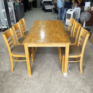 Bàn Ăn 1m8 Kèm Ghế Cabin, Ghế Mango Cũ