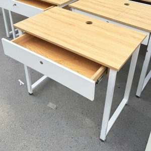 Bàn Học Có Ngăn Kéo Cũ