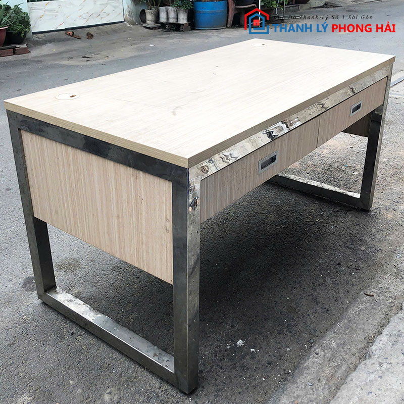 ban-khung-inox-2-hoc-mat-go (1) Bàn Khung Inox 2 Hộc Mặt Gỗ MDF Cũ (Nhiều Size)