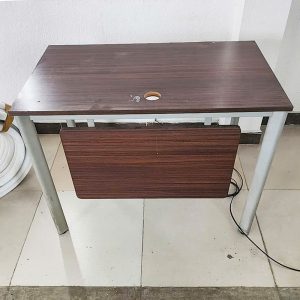 Bàn Làm Việc 1m Mặt Gỗ Chân Sắt Kèm Bửng Cũ