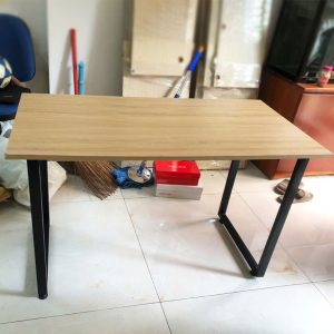 Bàn Làm Việc 1m2 Chân Sắt Mặt Gỗ Trắng Cũ (Nhiều Màu)