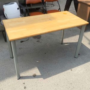Bàn Làm Việc 1m2 Chân Trụ Tròn Cũ