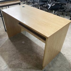 Bàn Làm Việc 1m2 Kèm Hộc Bàn Phím Cũ