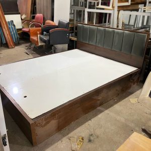 Giường Gỗ MDF 1m6 Có Ốp Mút Bọc Da Đầu Giường Cũ