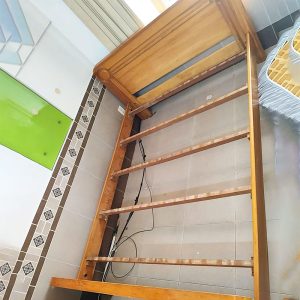 Giường Gỗ Tự Nhiên Thiết Kế Đơn Giản Cũ