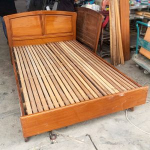 Giường Gỗ Xoan Đào Hoàng Anh Gia Lai 1m2 Cũ