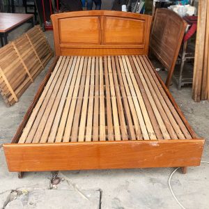 Giường Gỗ Xoan Đào Hoàng Anh Gia Lai 1m2 Cũ