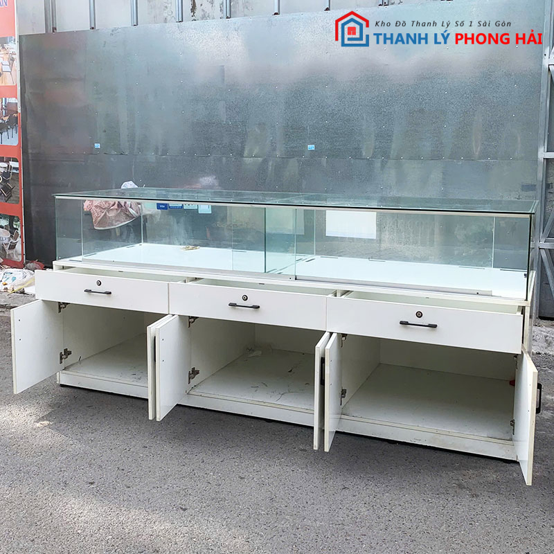 he-tu-trung-bay-mat-kinh-2m4-cu-3 Hệ Tủ Trưng Bày Mặt Kính 2m4 Cũ