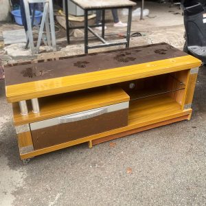 Kệ Tivi Gỗ MDF 1m2 Kèm Mặt Kính Cũ