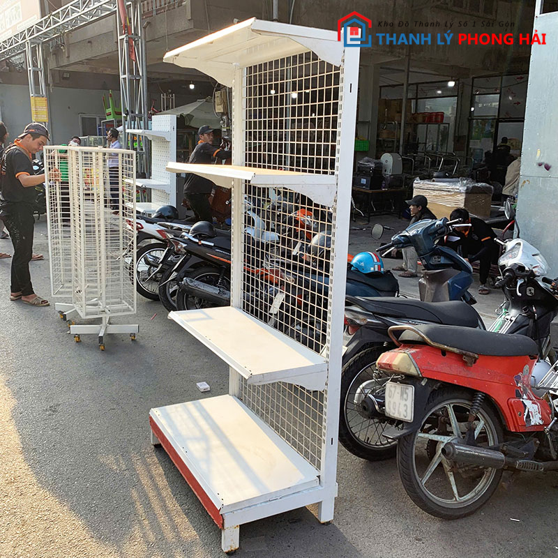 ke-trung-bay-san-pham-90cm-co-luoi-sat-cu-2 Kệ Trưng Bày Sản Phẩm 90cm Có Lưới Sắt Cũ