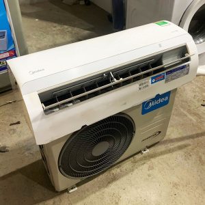Máy Lạnh Midea Inverter 1HP MAFA-09CDN8 Cũ