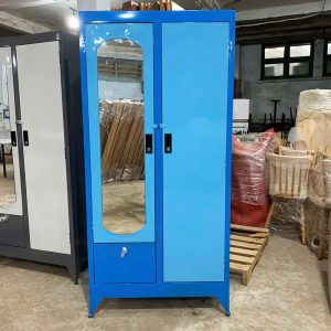 Tủ Quần Áo 2 Cánh Bằng Sắt Kèm Gương Mới 99% (Nhiều Màu)