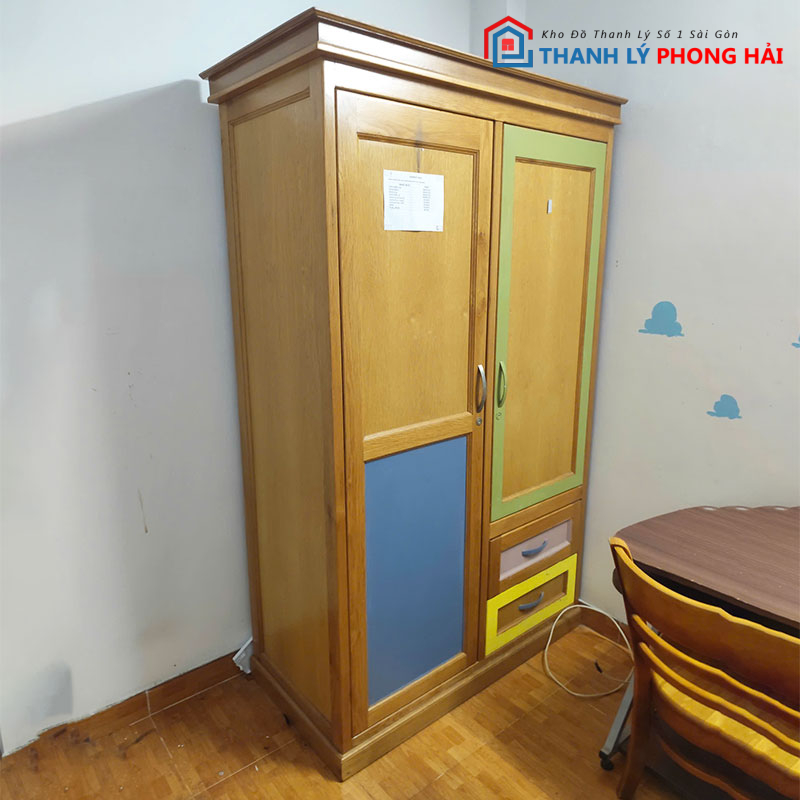 tu-quan-ao-go-tu-nhien-1 Tủ Quần Áo Gỗ Tự Nhiên Có Kiếng Bên Trong Cũ
