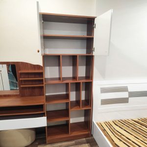 Tủ Trưng Bày Gỗ MDF Độc Đáo Cũ