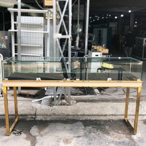 Tủ Trưng Bày Trang Sức 1m78 Khung Sắt Mặt Kính Cũ