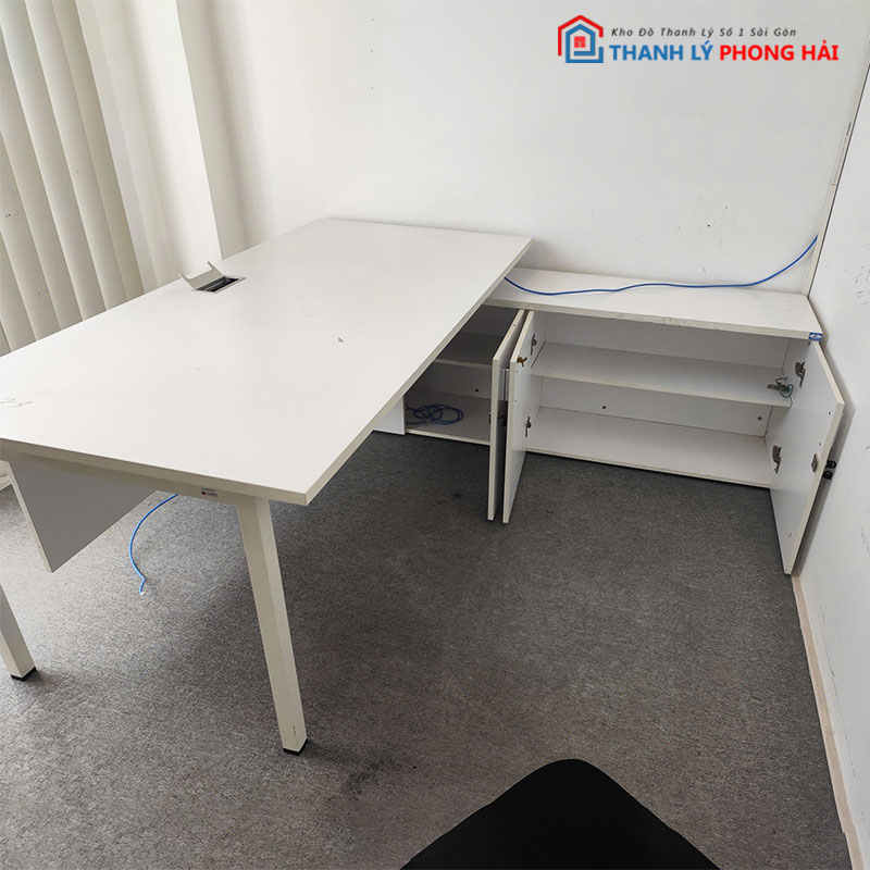 ban-giam-doc-1m8-kem-bung-2 Bàn Giám Đốc 1m8 Kèm Bửng Và Tủ Hồ Sơ Cũ