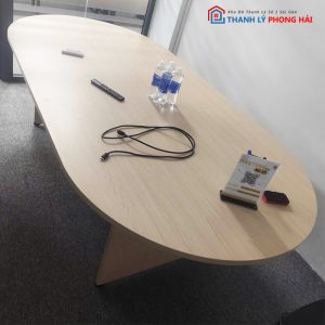 Bàn Họp Oval Gỗ MDF Cũ