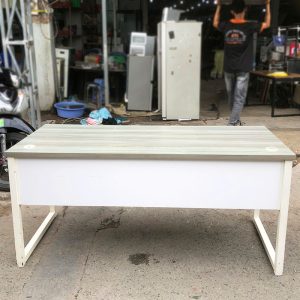 Bàn Làm Việc Kèm Bửng Trắng 1m6 Cũ