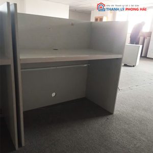 Bàn Quầy Gỗ CN 1M15 Kèm Vách Ngăn Và Bửng Cũ