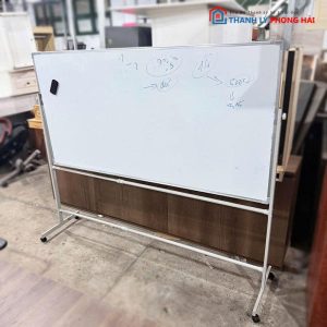 Bảng Trắng Có Bánh Xe Cũ (Nhiều Kích Thước)