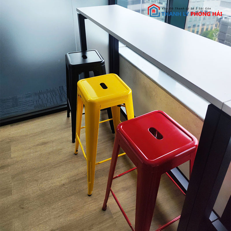 bo-ban-ghe-bar-1m65-cu-kem-ghe-sat-2 Bộ Bàn Ghế Bar 1m65 Cũ Kèm Ghế Sắt
