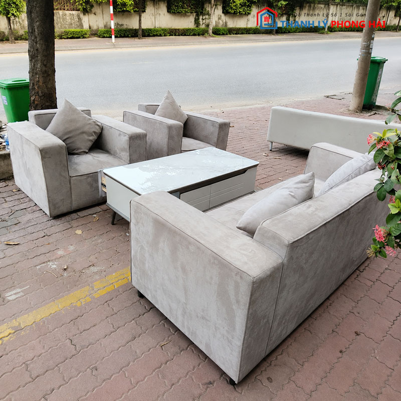 bo-sofa-boc-nhung-xam-kieu-vuong-cu Bộ Sofa Bọc Nhung Xám Kiểu Vuông Cũ