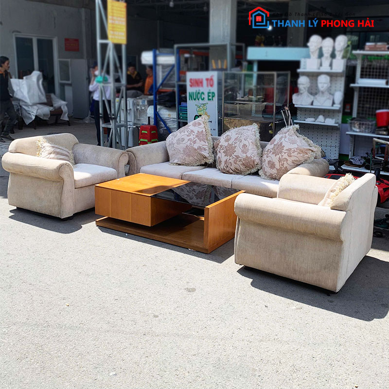 bo-sofa-chi-lai-boc-vai-kem-ban-4 Bộ Sofa Chi Lai Bọc Vải Kèm Bàn Trà Gỗ Cũ