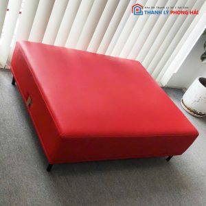 Bộ Sofa Da Góc L Màu Đỏ Kèm Bàn Và Đôn Cũ