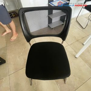 Ghế Chân Quỳ Lưng Lưới Thấp Không Tay Cũ