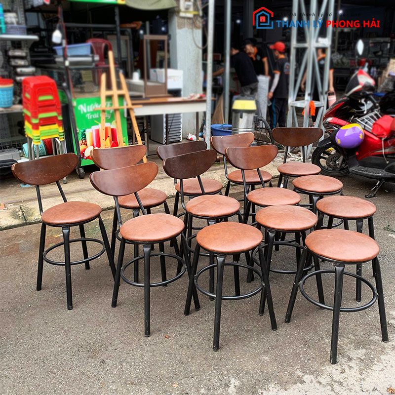 ghe-khung-sat-dem-da-nau-cu-3 Ghế Khung Sắt Đệm Da Nâu Cũ (Nhiều Mẫu)