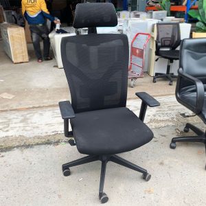 Ghế Lưng Lưới Có Tựa Đầu Tay Chữ T Cũ
