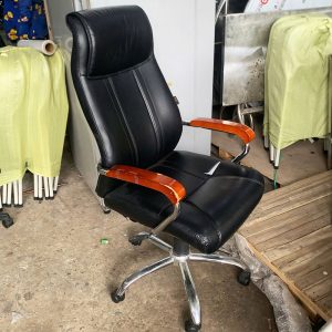 Ghế Trưởng Phòng Bọc Da Tay Ốp Gỗ Cũ