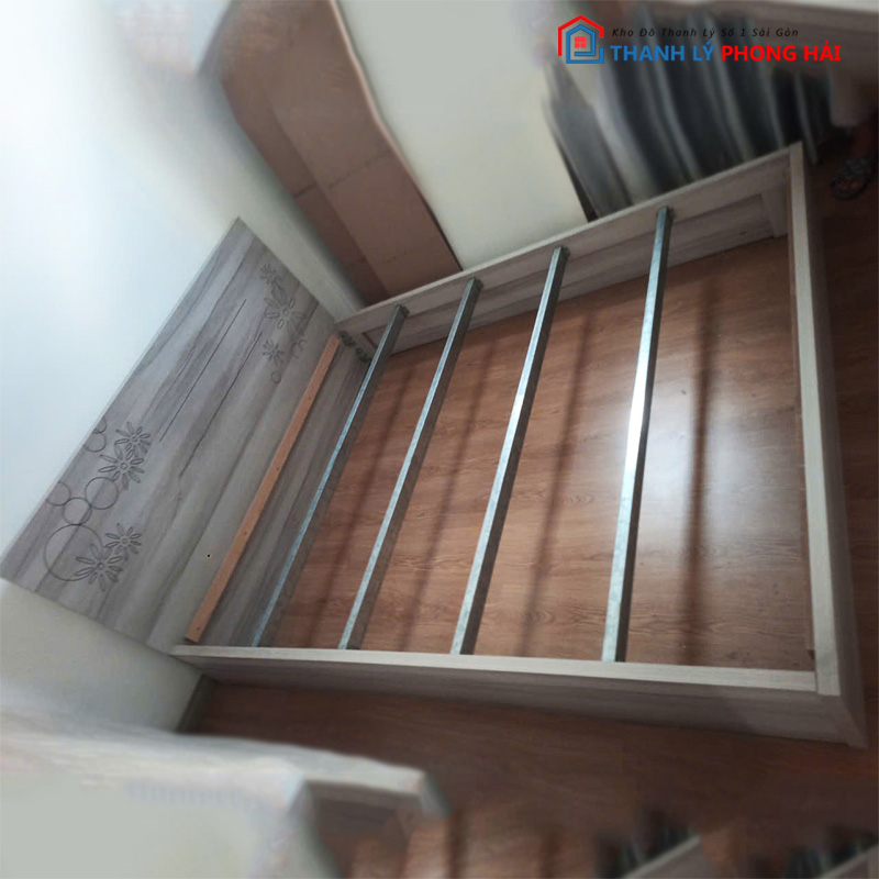 giuong-ngu-1m6-go-cn-kieu-don-gian-cu-1 Giường Ngủ 1m6 Gỗ CN Kiểu Đơn Giản Cũ