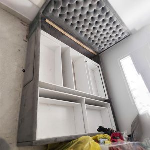 Giường Ngủ Bọc Đệm Đầu Giường Đính Nút Cũ