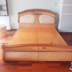 Giường Ngủ Gỗ 1m8 Độc Đáo Cũ